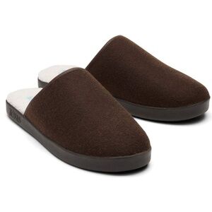 Toms Harbor Slippers Chocolate Brown REPREVE NIB NWT Faux Sherpa Footbed